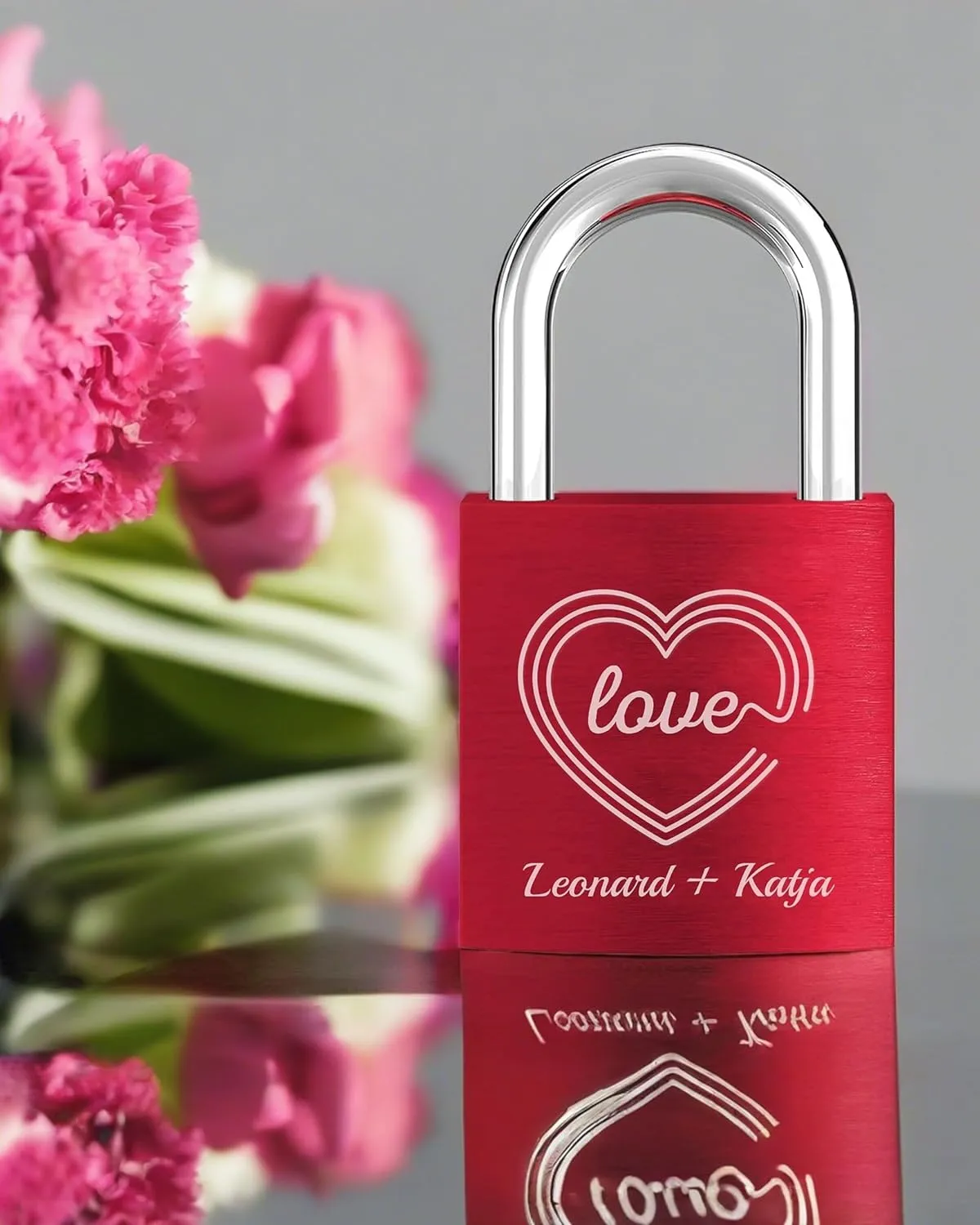 Personalisiertes Liebesschloss mit Foto und Schlüssel – Ein Zeichen ewiger Liebe
